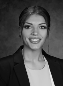 Headshot of Alexandra Llaverias